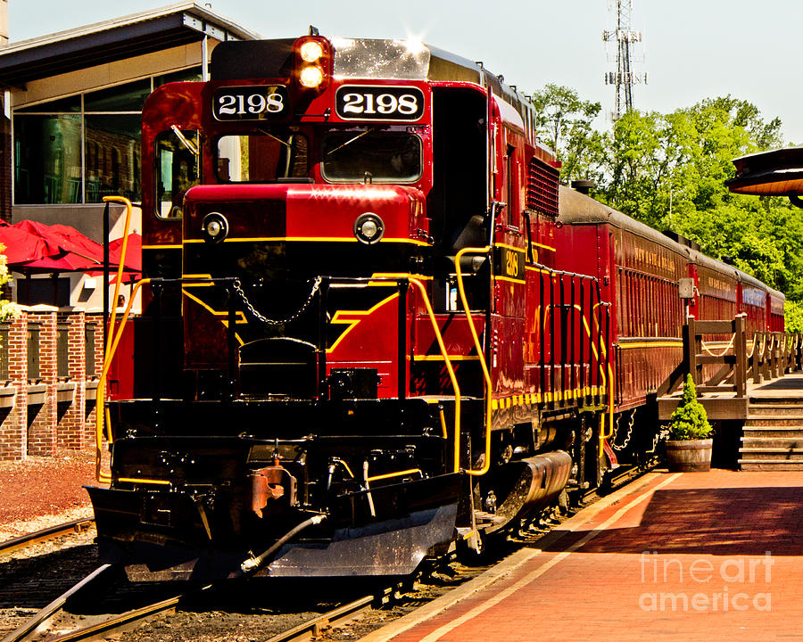 New Hope Ivyland Railroad With Cars Photograph by Tom Gari Gallery ...