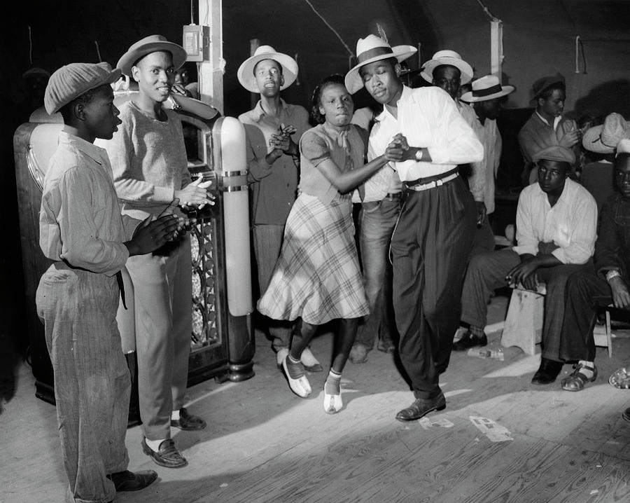 New Jersey Dance, 1942 Photograph by Granger