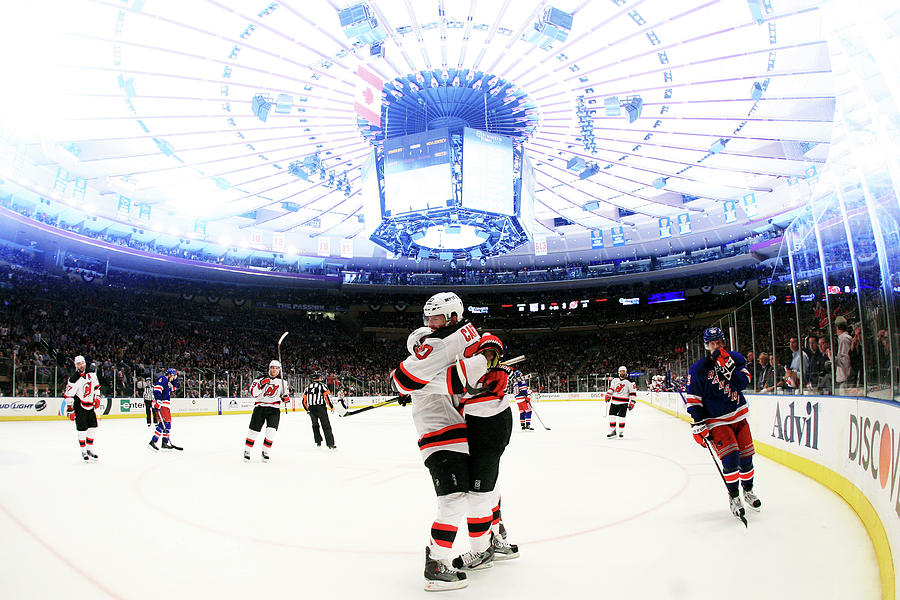 New Jersey Devils V New York Rangers - Photograph by Bruce Bennett