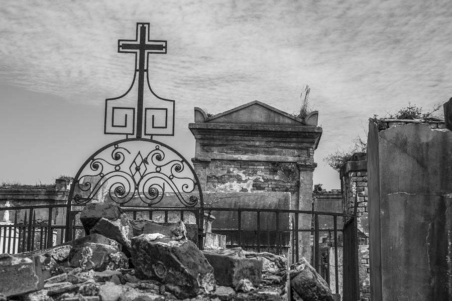 New Orleans Cemetery 8 Photograph by John McGraw