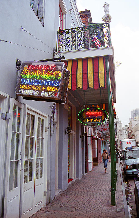 New Orleans Pub Photograph by Frank Romeo