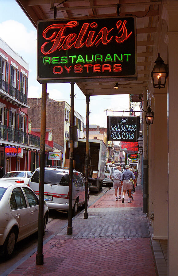 New Orleans Restaurant Photograph by Frank Romeo