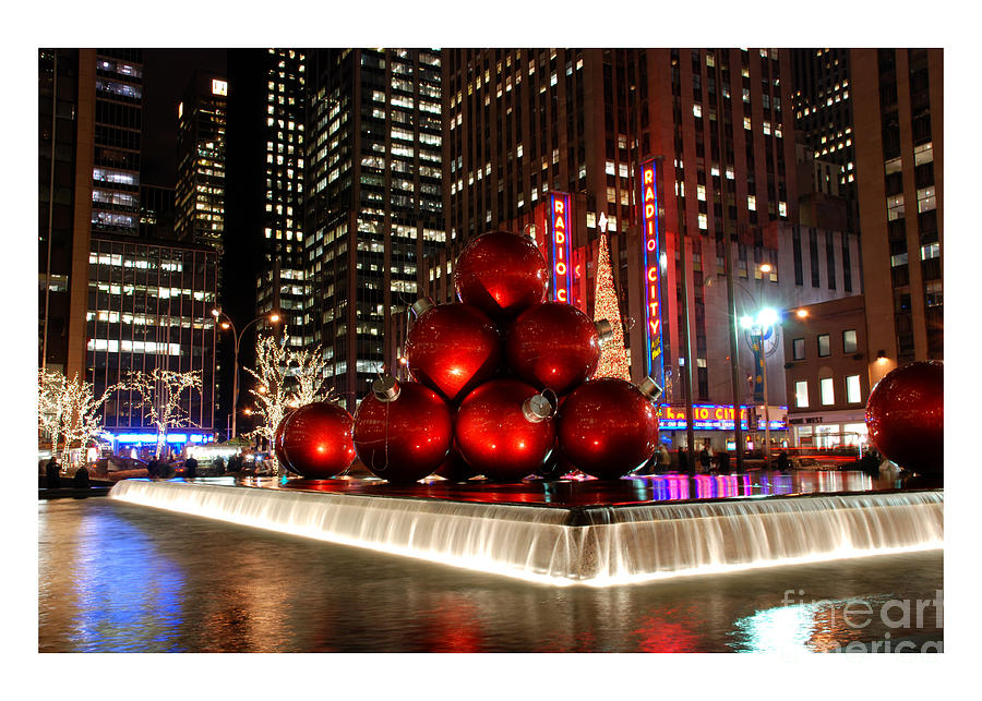 New York Christmas Card Photograph by Nancy De Flon