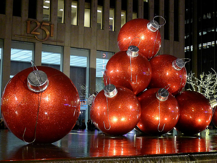 New York City Baubles 2 Photograph by Richard Reeve