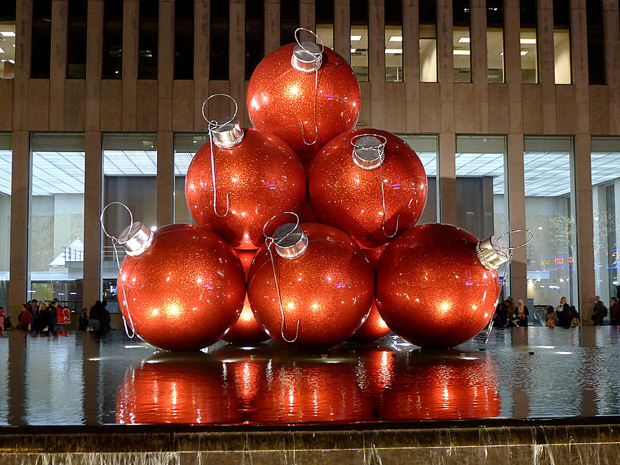 New York City Baubles Photograph by Richard Reeve