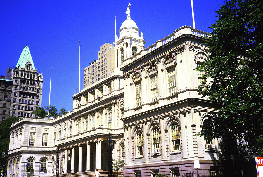 New York City Hall in 1984 Photograph by Gordon James