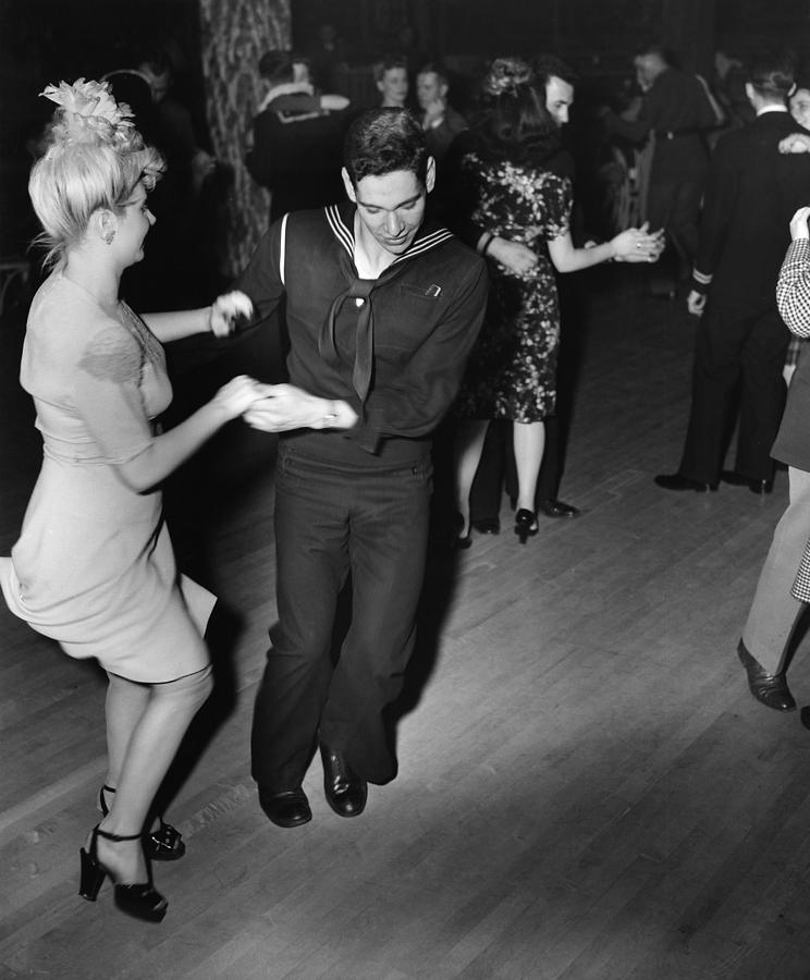 New York Dance Club, 1943 Photograph by Granger