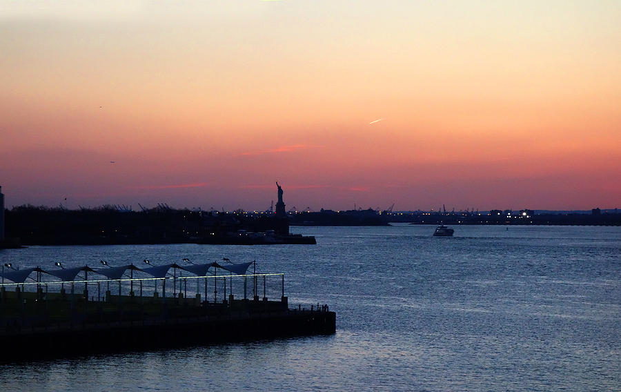 New York Harbor at Sunset Photograph by Diane Lent