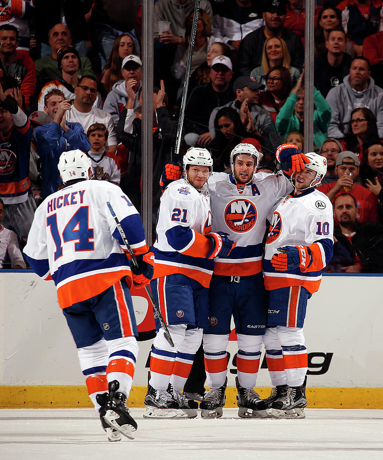 New York Islanders V Florida Panthers - Photograph by Eliot J. Schechter