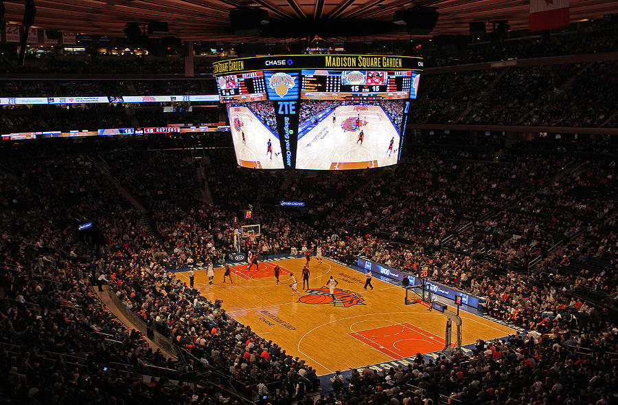 New York Knickerbockers Photograph by Juergen Roth
