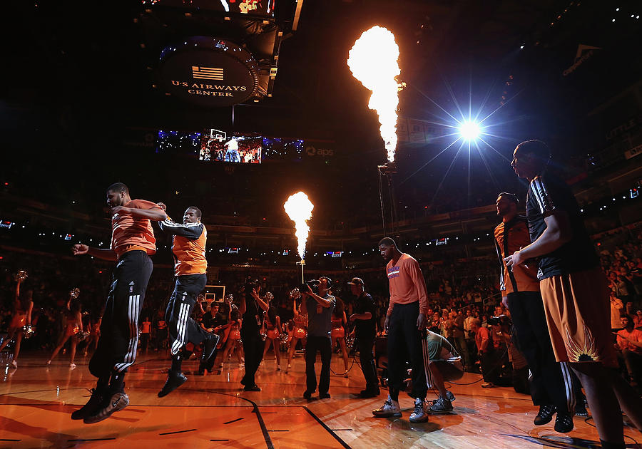 New York Knicks V Phoenix Suns Photograph by Christian Petersen New York Knicks V Phoenix Suns Photograph by Christian Petersen