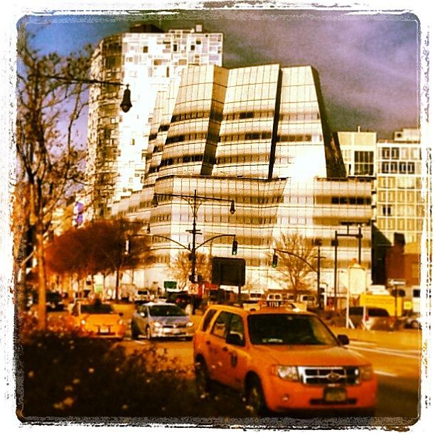 Architecture Photograph - New York, Ny - Gehry Designed Iac by Trey Kendrick