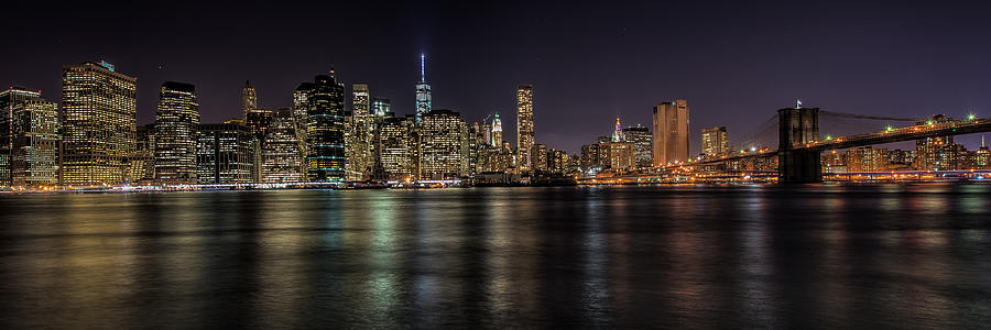 Brooklyn Bridge Photograph - New York Skyline 3 by James Gamble