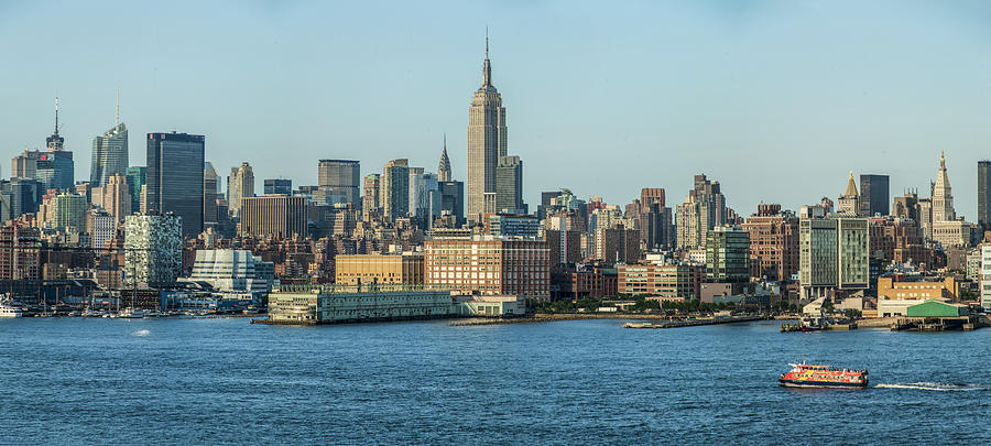 Architecture Photograph - New York Skyline by Richard Nowitz