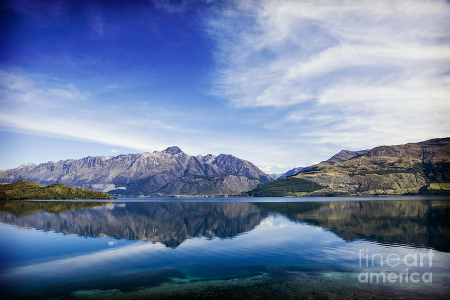 New Zealand Queenstown Lake Wakatipu Photograph by Colin and Linda McKie