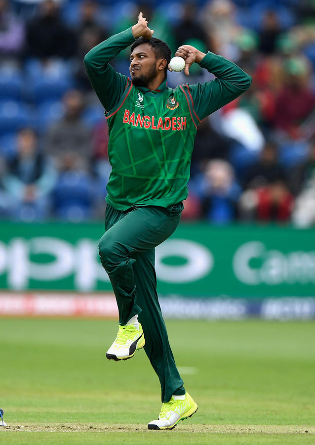 New Zealand v Bangladesh - ICC Champions Trophy Photograph by Stu Forster