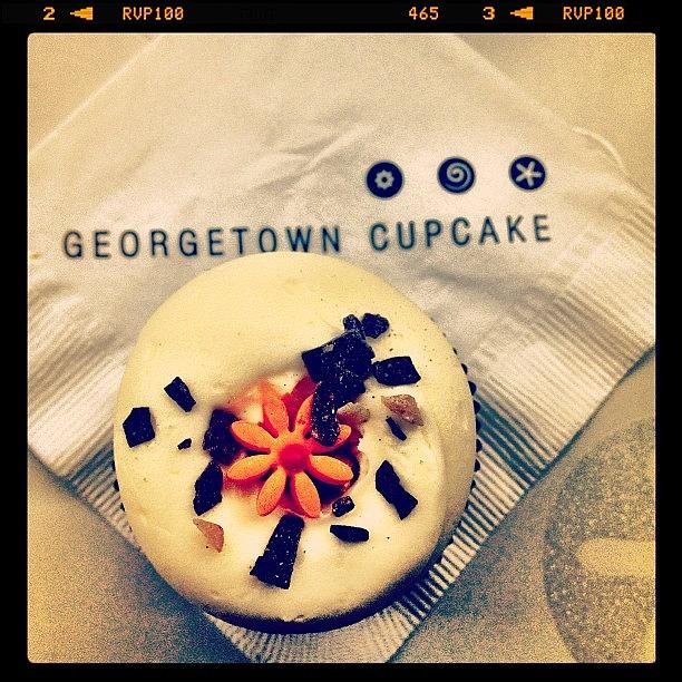 Georgetown University Photograph - #newbury #street #cupcake #cafe by Kim CB