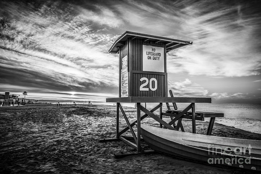 Newport Beach Lifeguard Tower 20 Black and White Photo Photograph by Paul Velgos
