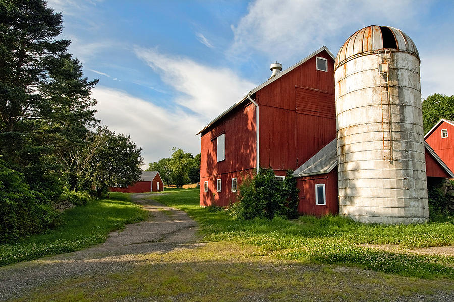 Bucolic Photograph - Newtown Barn by Bill Wakeley