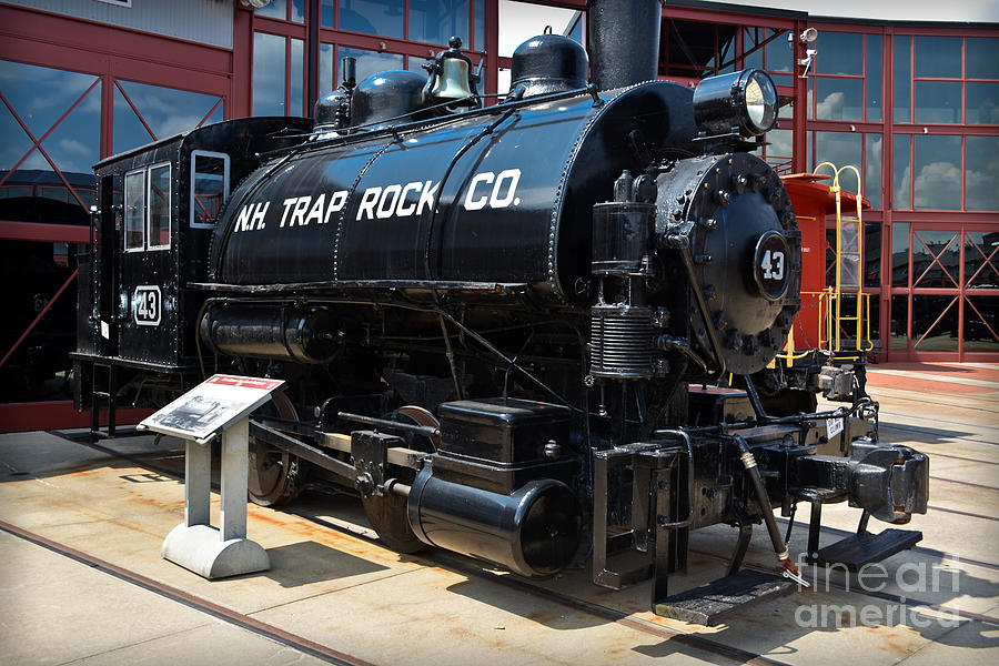 Transportation Photograph - N.H. Trap Rock Co. 43 by Gary Keesler