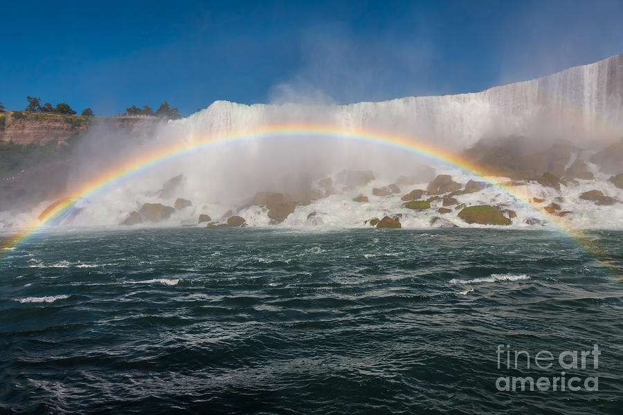 Niagara Falls Photograph - Niagara Falls 01 by Tom Uhlenberg