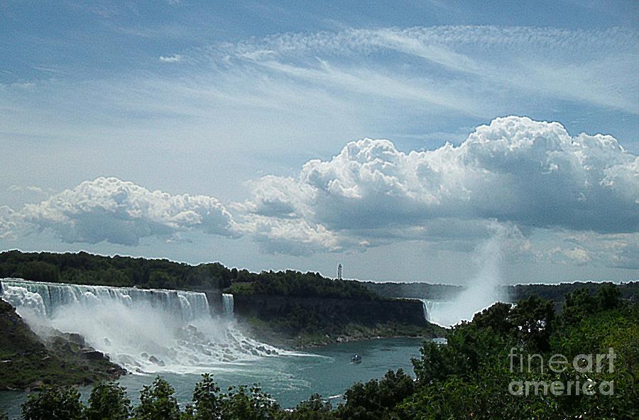 Niagara Falls Photograph by Iris Gelbart