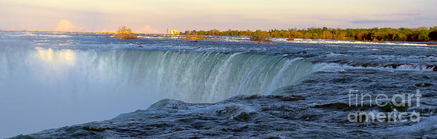 Nature Photograph - Niagara Panoramic by Terry Weaver