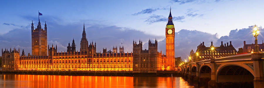 London Photograph - Nightly View - Houses of Parliament by Melanie Viola