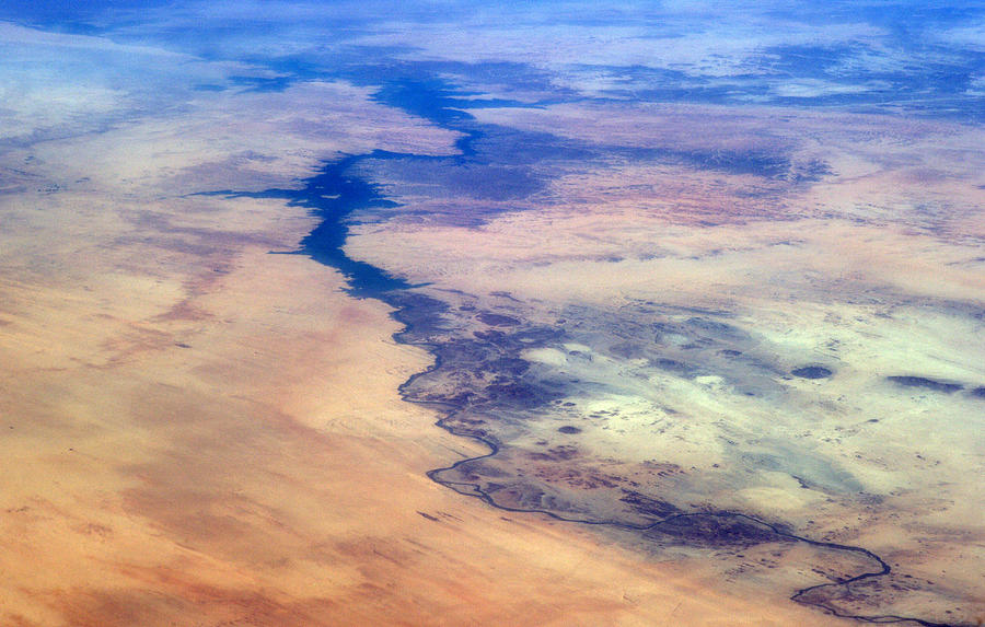 Nile River From The Iss Photograph by Science Source