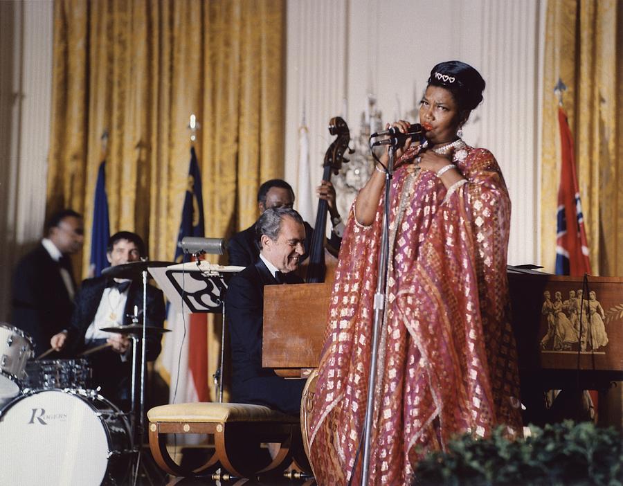 Nixon At The Piano. Pearl Bailey Sings Photograph by Everett