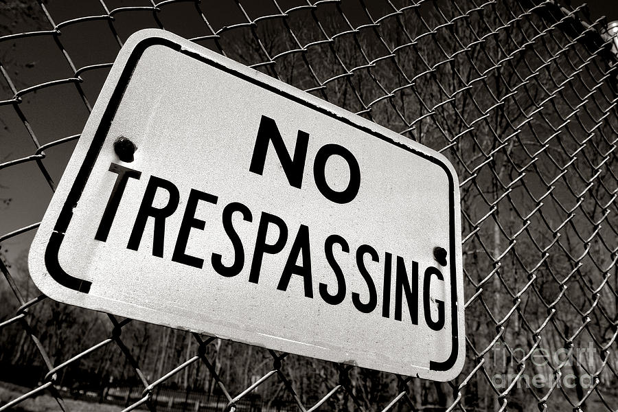 Sign Photograph - No Trespassing by Olivier Le Queinec