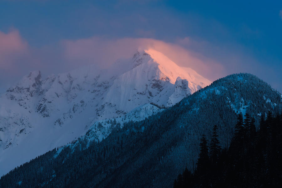 Nodoubt Peak on Mount Redoubt Snowy Alpenglow Photograph by Michael Russell