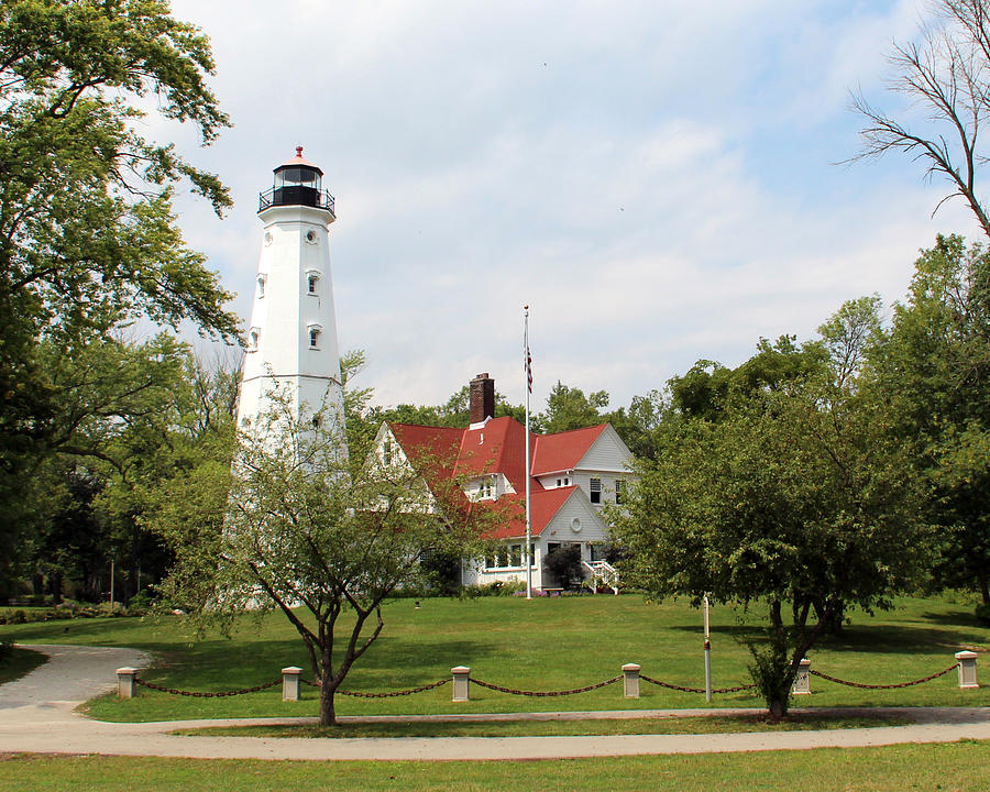 North Point Lighthouse 2 Photograph by George Jones