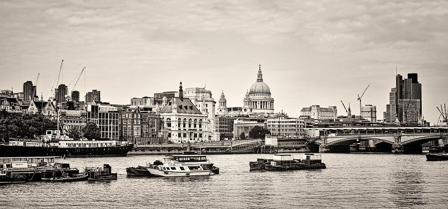 North Side of the Thames BW Photograph by Heather Applegate
