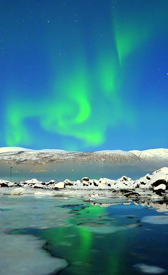 Northern lights in full moon Photograph by Per Ivar Hanssen - Fine Art ...