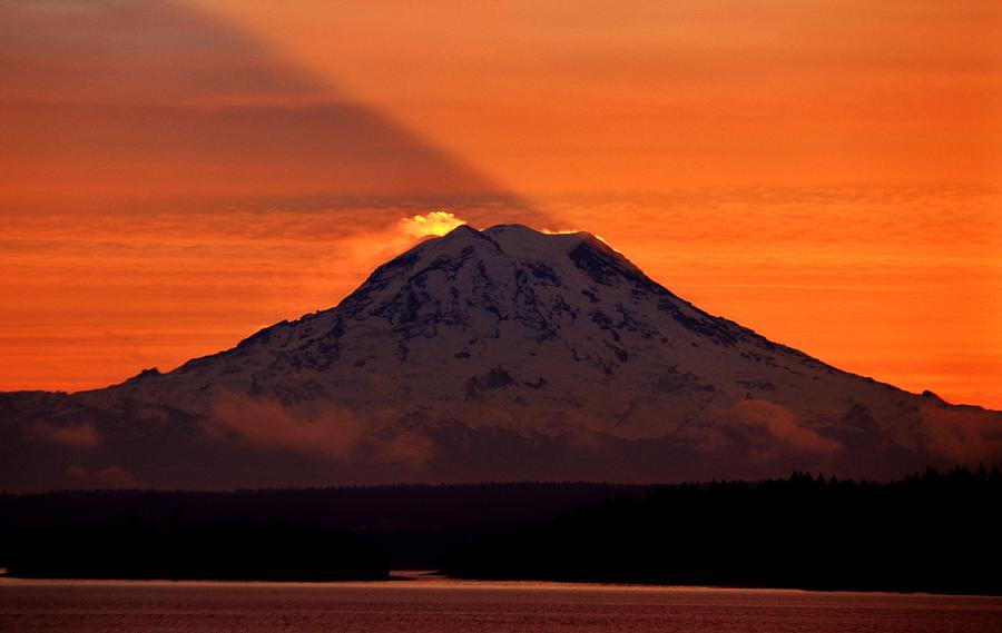 Sunset Photograph - Northwest Glory by Benjamin Yeager