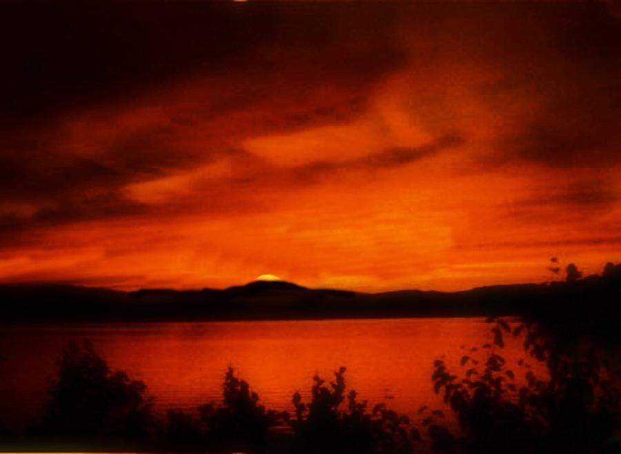 Sunset Photograph - Norway Maine by Barbara S Nickerson