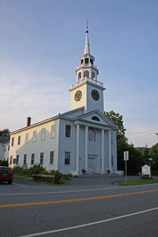 Norwich Congregational Church Photograph by Gerald Mitchell - Fine Art ...