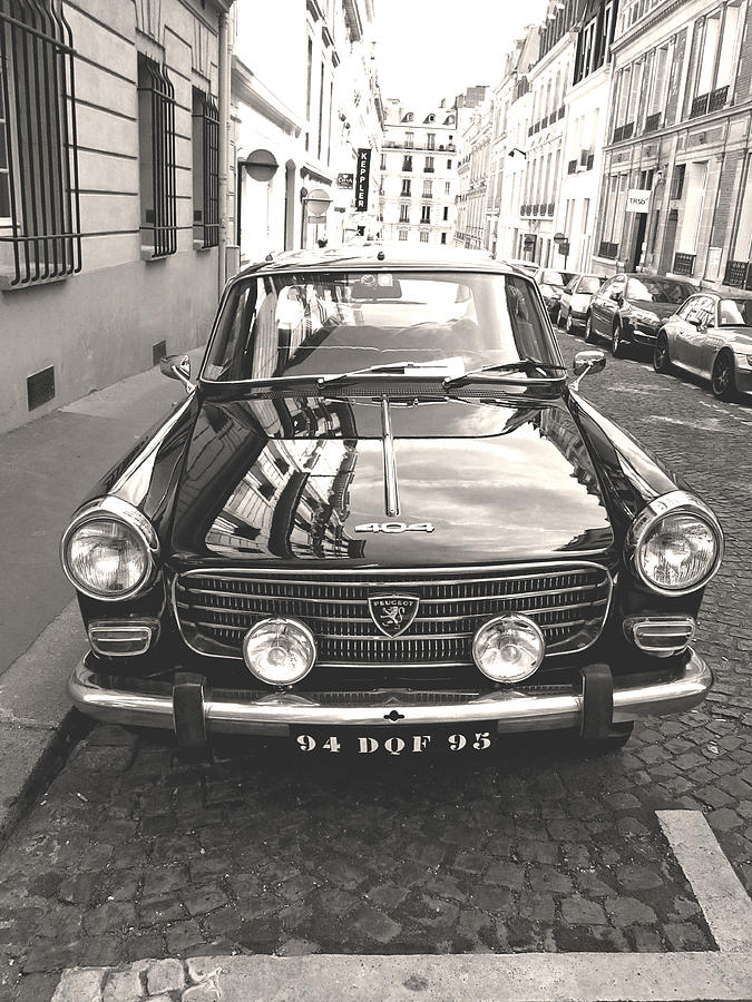 Paris Photograph - Nostalgic Car by Dana Walton