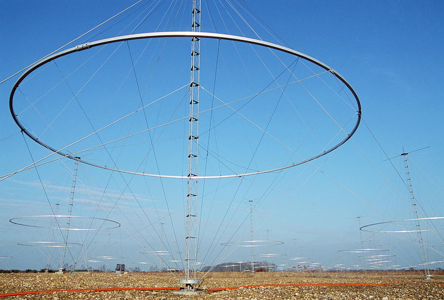 Antennae Photograph - Nostradamus Radar System by Philippe Psaila/science Photo Library