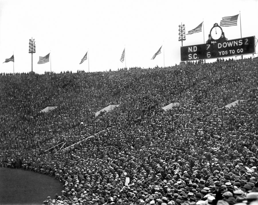 Chicago Photograph - Notre Dame-USC Scoreboard by Underwood Archives