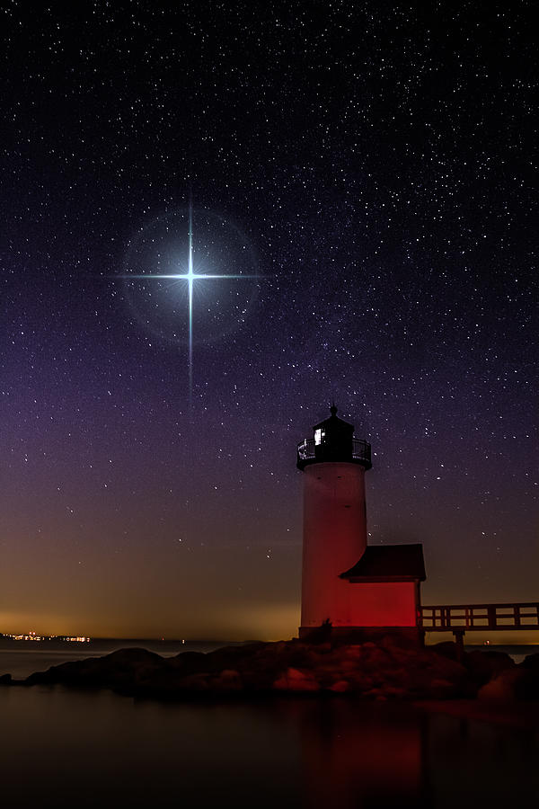 Star over Annisquam lighthouse Photograph by Jeff Folger