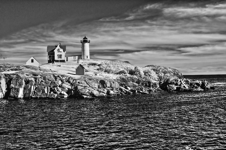 Nubble Point Lighthouse Photograph by Linda Clifford - Fine Art America