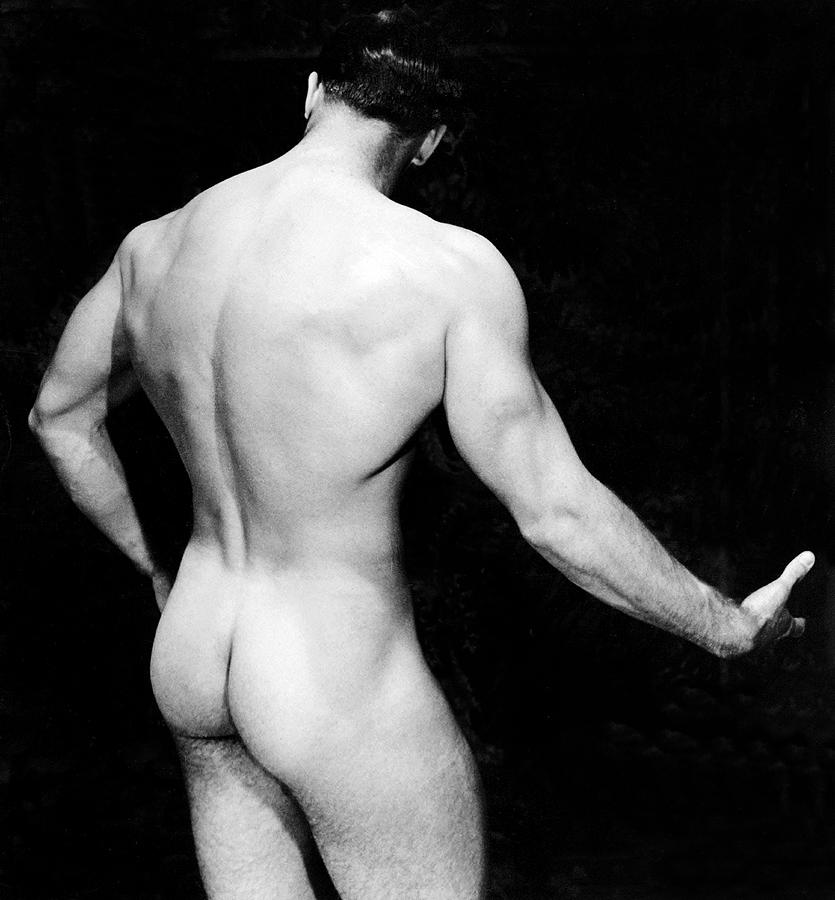 Nude Bodybuilder Back View Photograph by Underwood Archives
