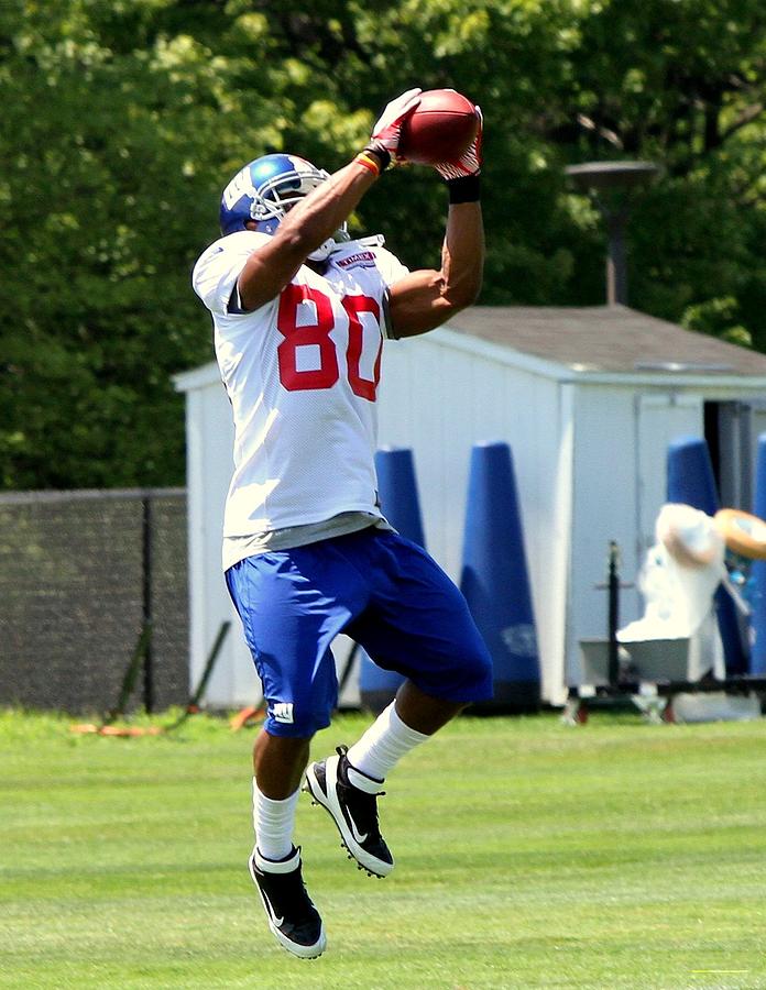 Ny Giants Victor Cruz Photograph by Edward Kocienski - Pixels