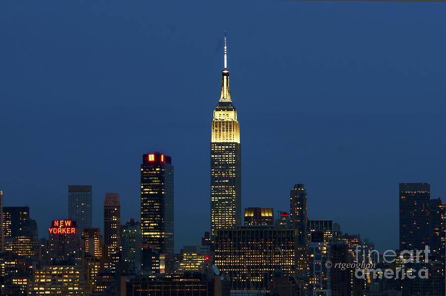 NY Skyline - NY Giants Colors by Regina Geoghan