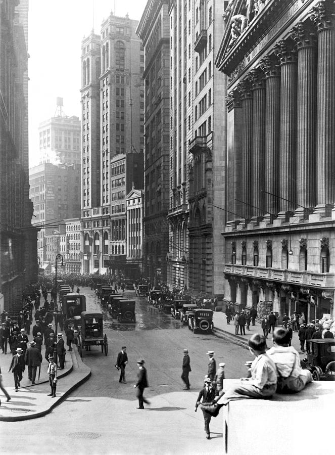 New York City Photograph - NYC Financial District by Underwood Archives