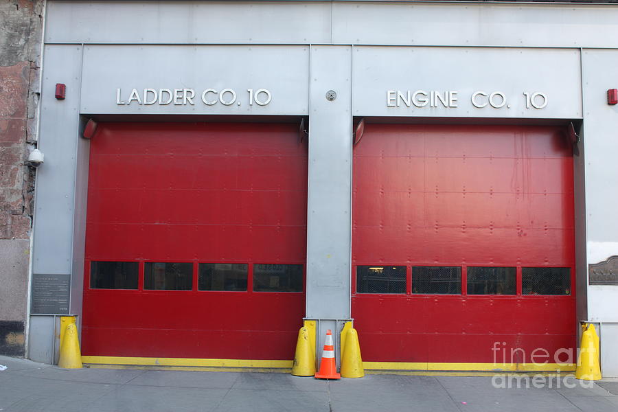 NYC Ladder Co 10 Engine Co 10 Photograph by John Telfer