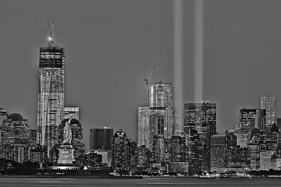 New York City Photograph - NYC Remembers September 11 BW by Susan Candelario