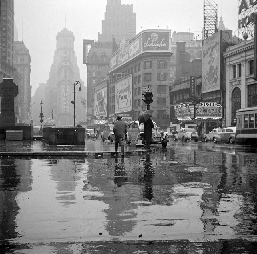 Nyc, Times Square, 1943 Photograph by Science Source - Pixels